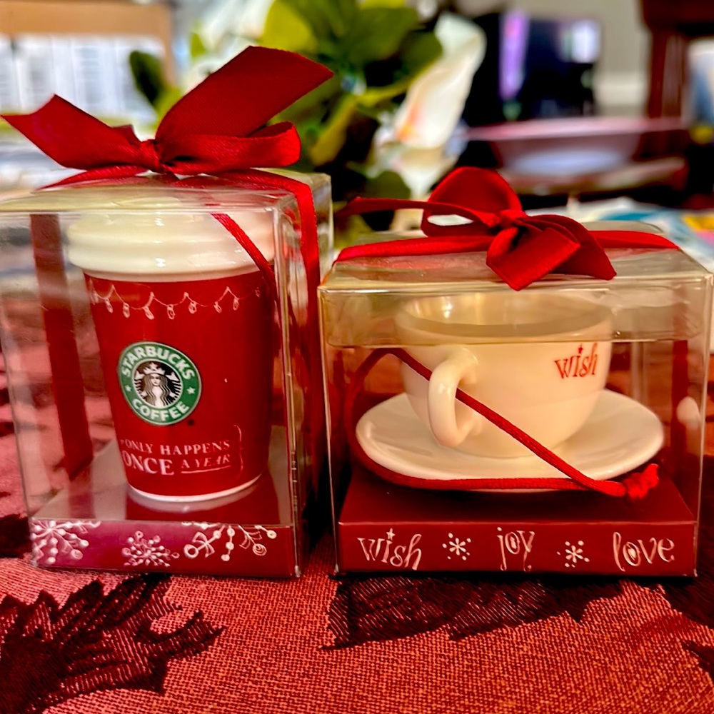 Starbucks 2005 ornament set